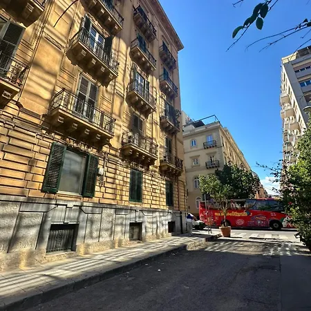 Apartment Granatelli *